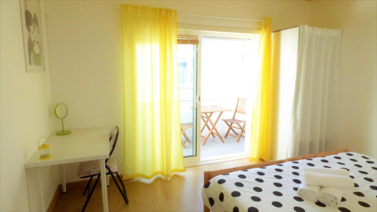 D Wan Guest House Peniche Kültér fotó